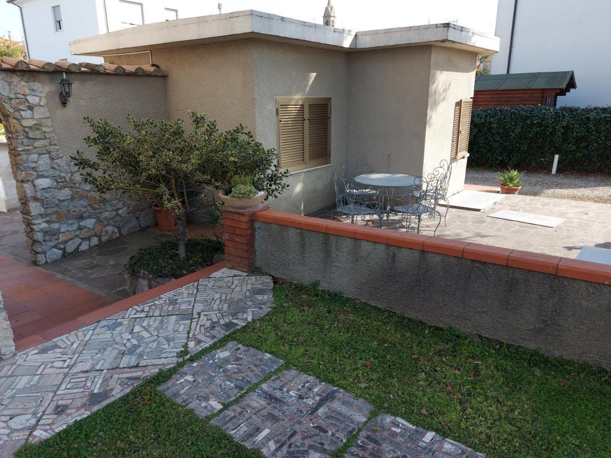 Room Garden Vada Exterior foto